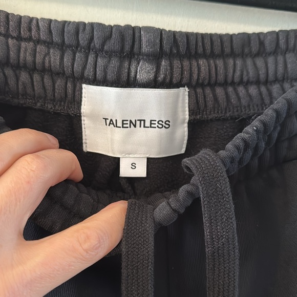 Talentless lightweight sweatpants - Picture 5 of 6